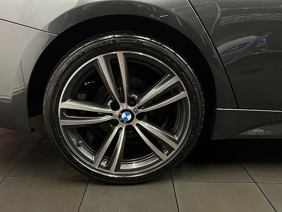 BMW 320d 29 of 30