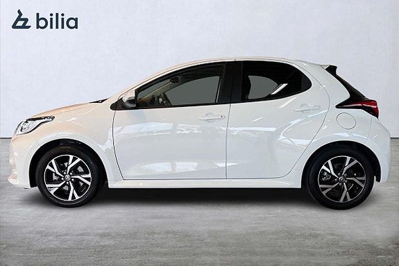 Toyota Yaris 10 of 21