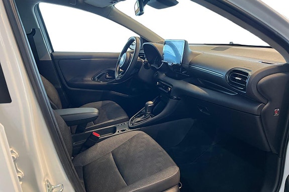 Toyota Yaris 15 of 21