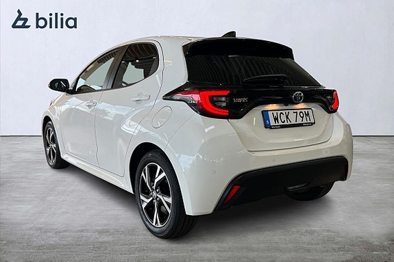 Toyota Yaris 9 of 21