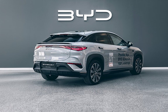 BYD Sealion 7 4 of 5