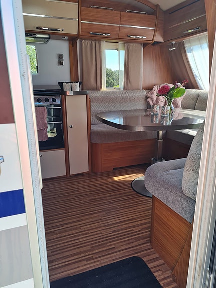 Adria Alpina 663UK 5 of 10