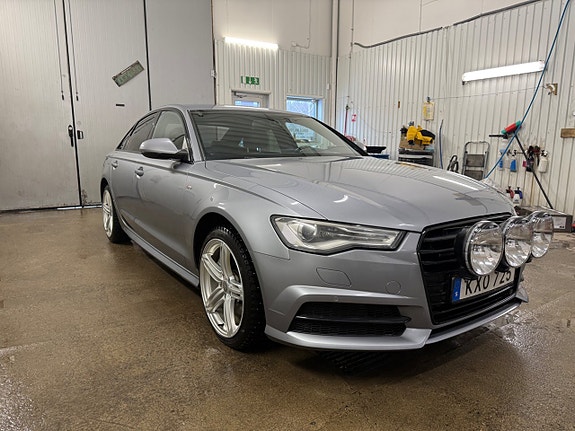 Audi A6 2 of 5