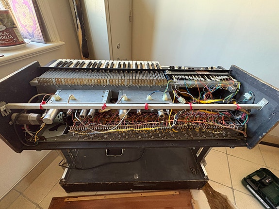 Product image 6 of 7