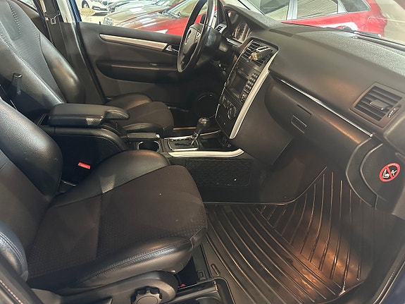 Mercedes-Benz B180 11 of 13