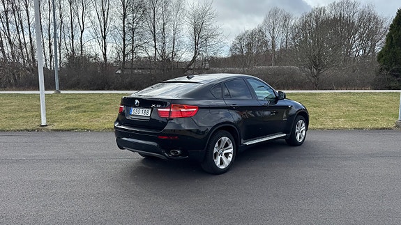 BMW X6 2 of 5