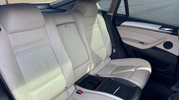 BMW X6 9 of 17