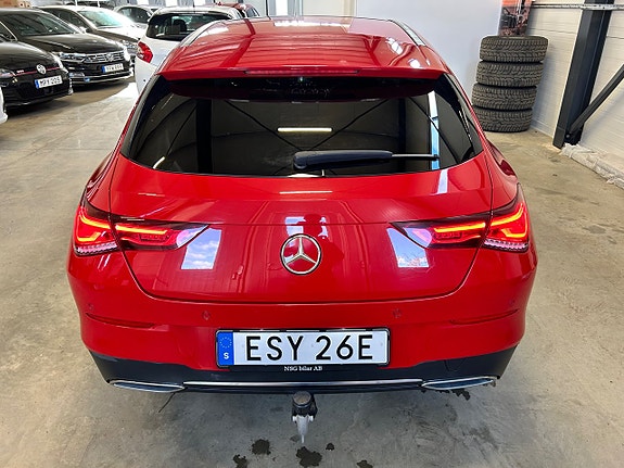 Mercedes-Benz CLA200 d 3 of 20