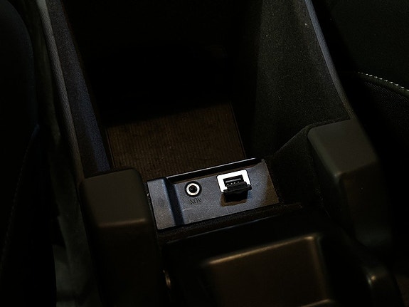 Volvo V60 26 of 27