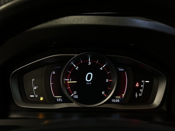Volvo V60 19 of 27
