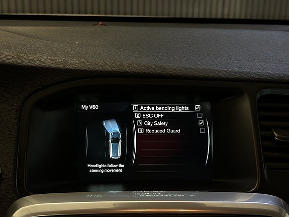 Volvo V60 24 of 27