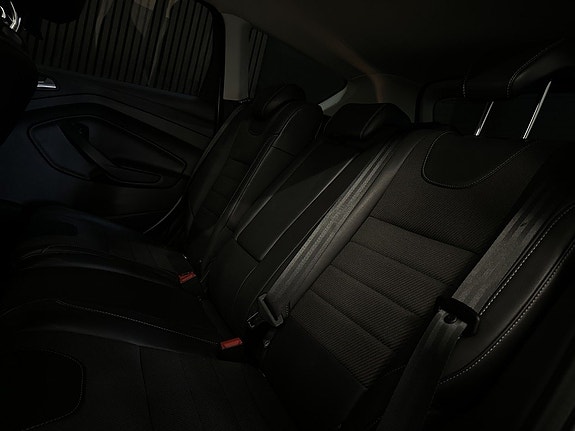 Ford Kuga 13 of 27