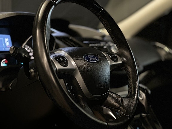 Ford Kuga 17 of 27