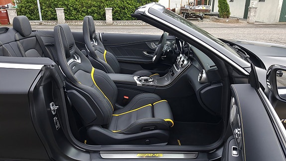 Mercedes-Benz C63 4 of 5