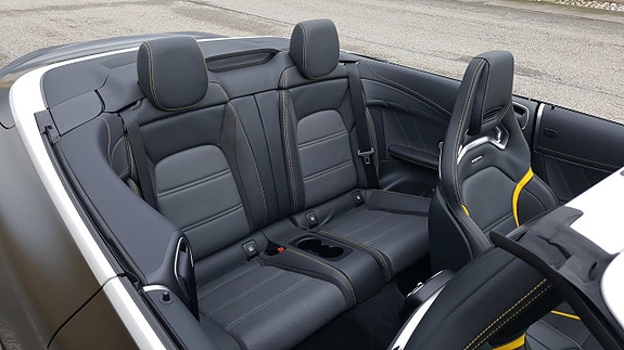 Mercedes-Benz C63 9 of 28