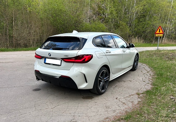 BMW 118i 5 of 5