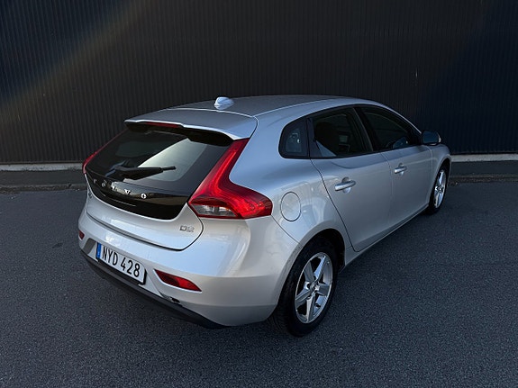 Volvo V40 5 of 10