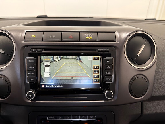 Volkswagen Amarok 18 of 22