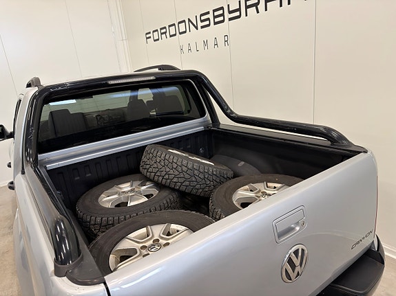 Volkswagen Amarok 6 of 22