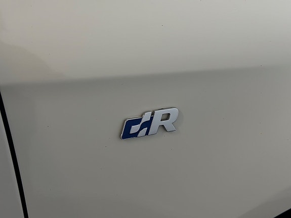 Volkswagen Passat 15 of 23