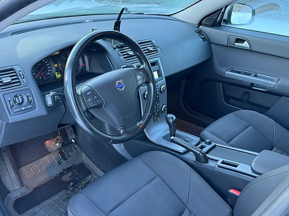 Volvo V50 7 of 11