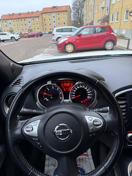 Nissan Juke 3 of 5