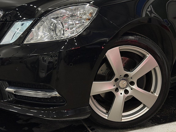 Mercedes-Benz E250 2 of 5