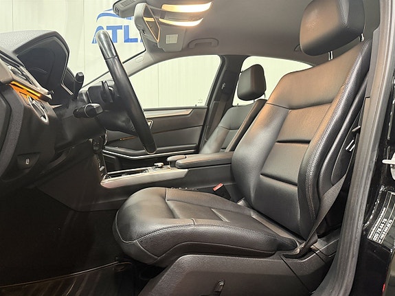 Mercedes-Benz E250 10 of 23
