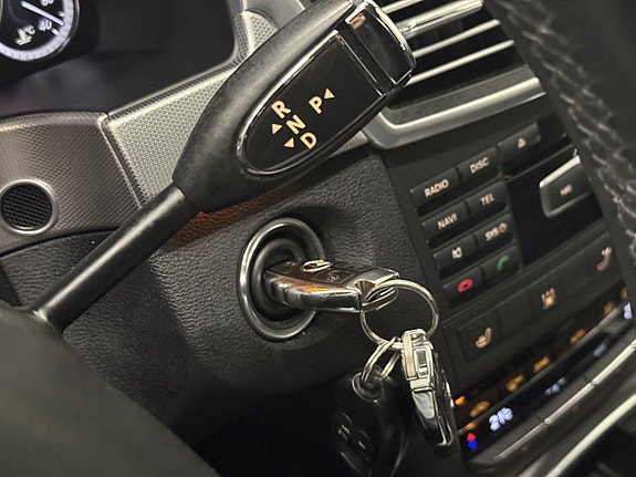 Mercedes-Benz E250 14 of 23
