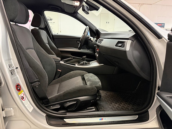 BMW 320 12 of 26