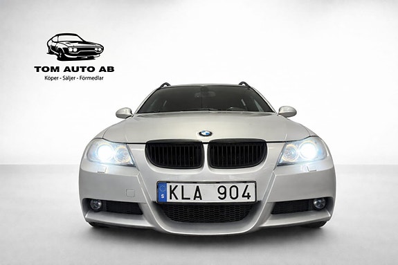 BMW 320 2 of 26