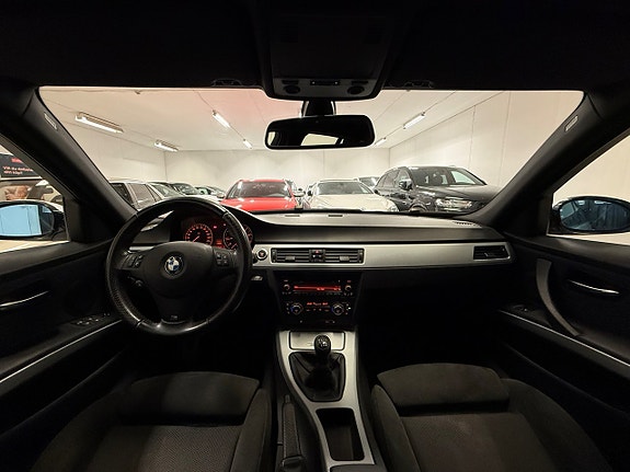 BMW 320 13 of 26
