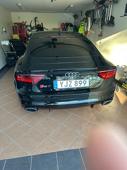 Audi RS7 4 of 5