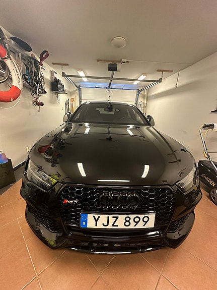 Audi RS7 3 of 5