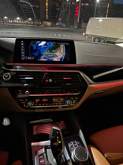 BMW 530e 10 of 15