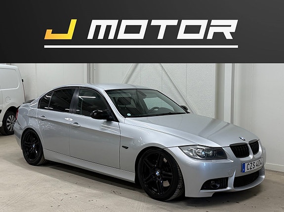 BMW 335i 4 of 5