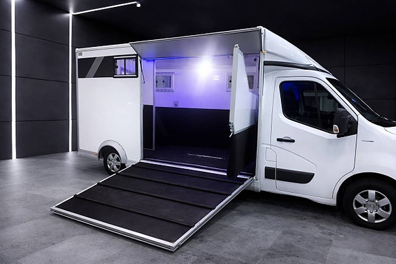 Renault Master 6 of 11