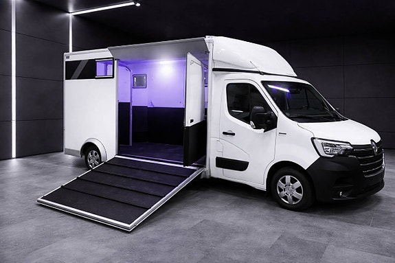 Renault Master 2 of 5