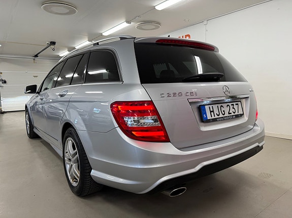 Mercedes-Benz C220 7 of 27