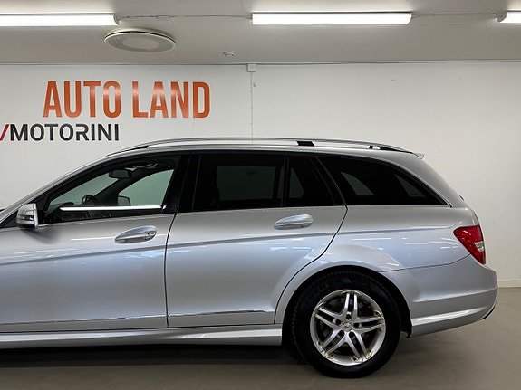 Mercedes-Benz C220 6 of 27