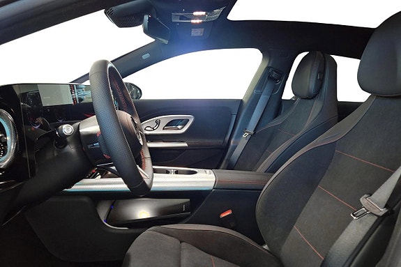 Mercedes-Benz CLA350 11 of 11