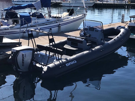Brig Navigator 700 – Evinrude G2 200 H.O. – 2017 – 2 ägare