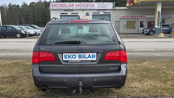 Saab 9-5 4 of 5