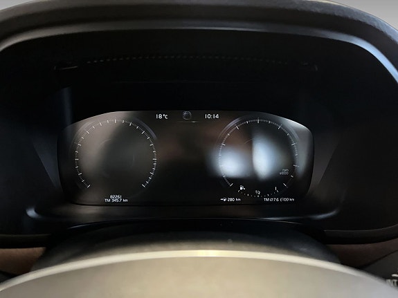 Volvo S90 15 of 19