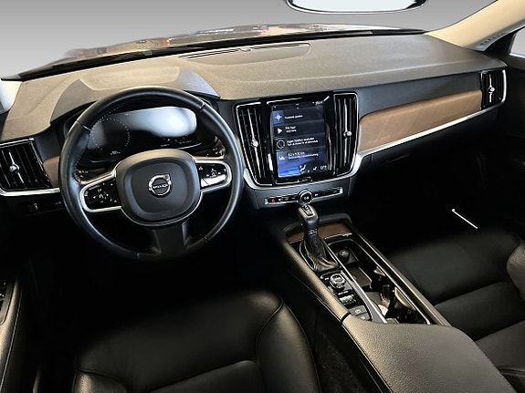 Volvo S90 13 of 19