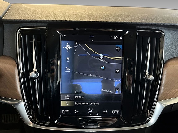 Volvo S90 16 of 19
