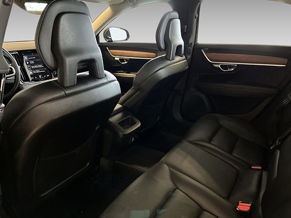Volvo S90 12 of 19