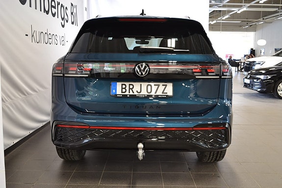 Volkswagen Tiguan 4 of 13