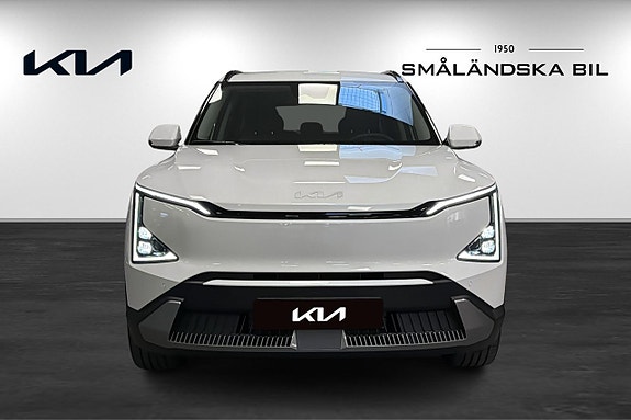 Kia EV5 2 of 18