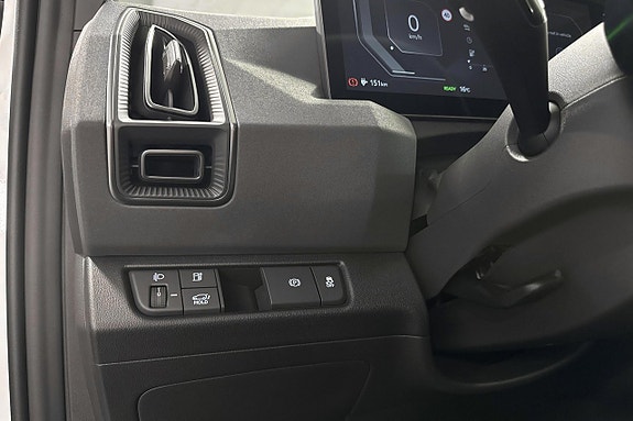 Kia EV5 11 of 18